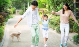 小孩子爆料爸爸视频,孩子视角下的温馨瞬间